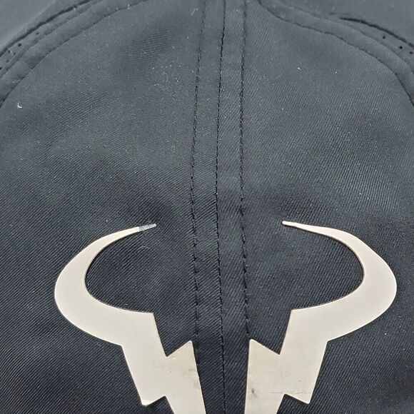 Nike L/XL Adult Rafael Nadal Bull Featherlight Tennis Cap-Black hat Distressed - Picture 2 of 10